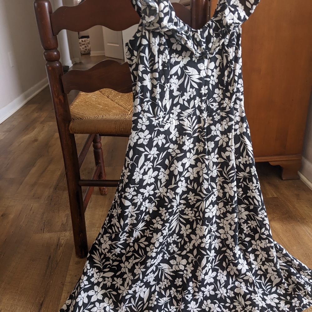 Floral Black and White Women's Dress